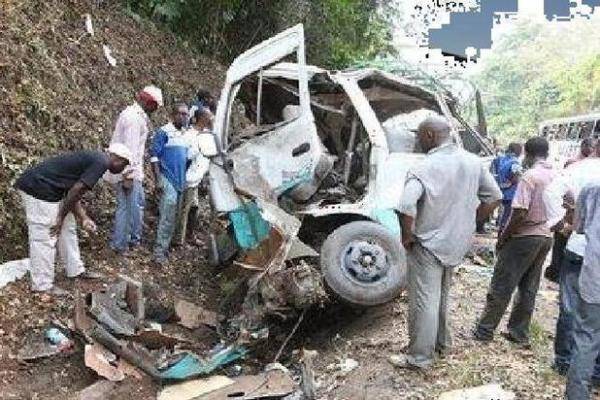 喀麦隆西部大区发生严重交通事故致53人死亡，喀麦隆西部发生车祸致21人丧生-第1张
