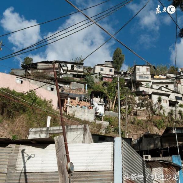 世界十大城市贫民窟之巴西里约热内卢（里约热内卢是巴西最什么的城）-第1张
