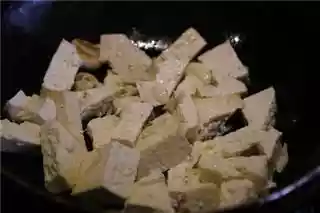 红烧豆腐（红烧豆腐的做法（炒豆腐的家常做法）-第3张