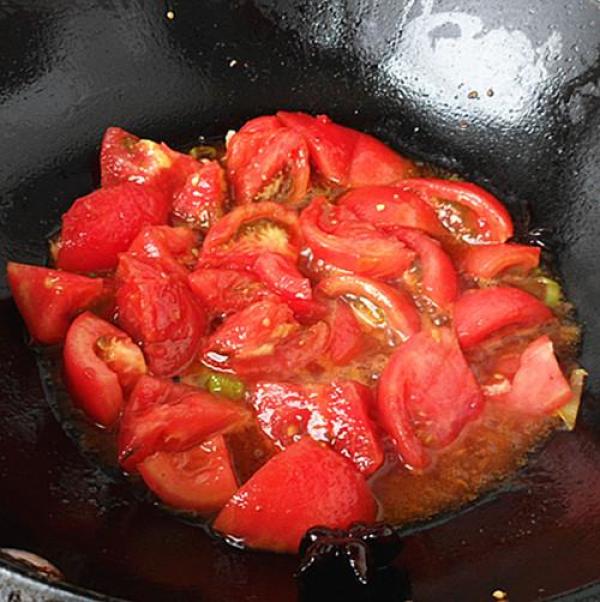 西红柿炒茄子（风味茄子的家常做法）-第8张