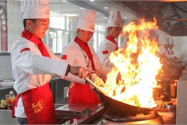 选择山东新东方烹饪学院有哪些优势（山东省烹饪专科学校）-第1张