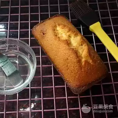 柠檬磅蛋糕的做法（蓝莓柠檬磅蛋糕怎么做）-第10张