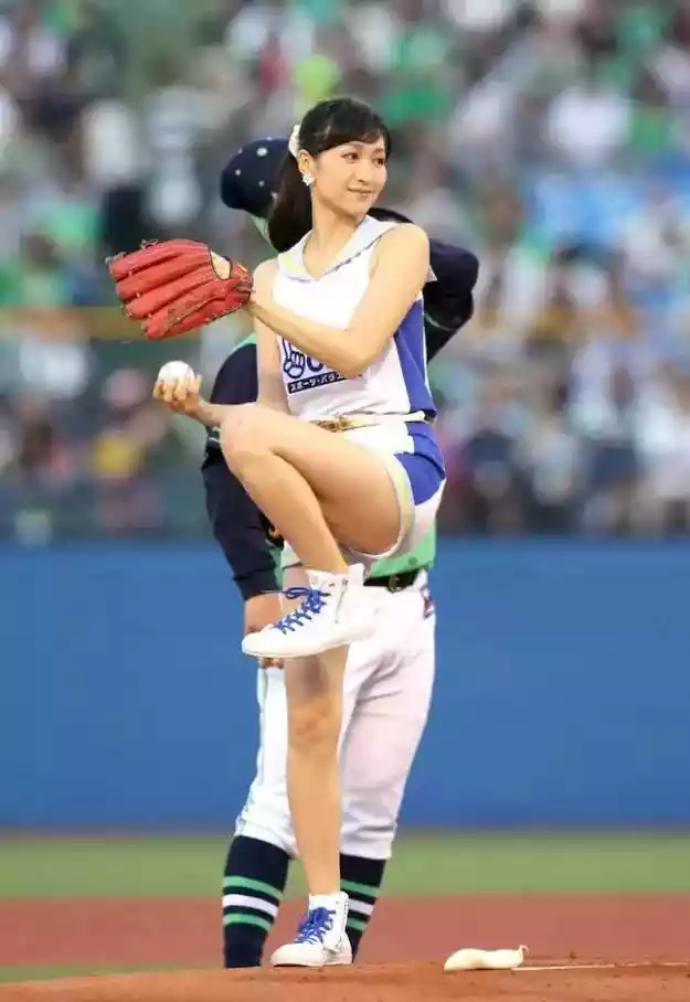 当日本女明星们遭遇了开球式......（胜利事件涉及的女艺人）-第22张