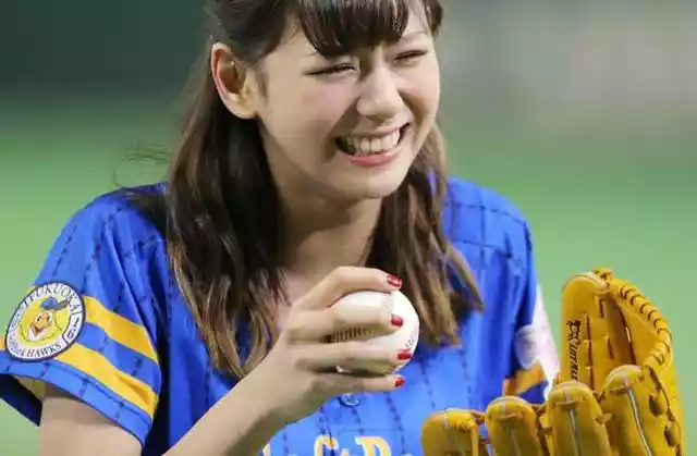 当日本女明星们遭遇了开球式......（胜利事件涉及的女艺人）-第12张