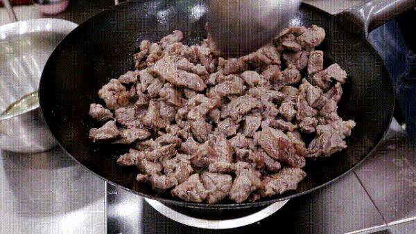 大锅牛肉做出豪华牛肉面，牛肉做的牛肉面制作教程和配方-第5张