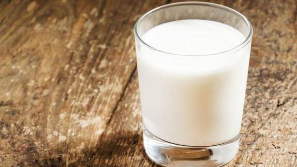 牛奶别总直接喝，学生牛奶可以怎么做美食-第1张