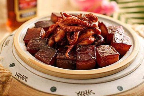中华闽菜红烧章鱼块，红烧小鱼块-第3张