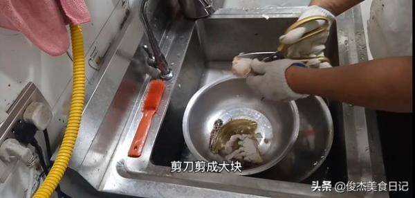 梭子蟹做成香辣蟹（如何制作香辣梭子蟹）-第3张