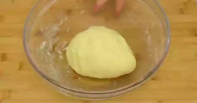 食之有味-3分钟教你学会做简单又好吃的牛奶小饼干，如何做黄油牛奶小饼干-第5张