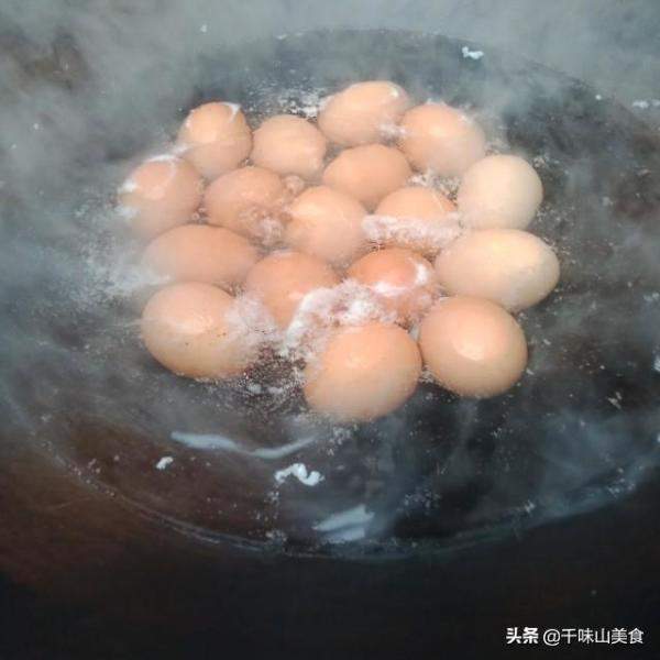 煮鸡蛋正确方法，煮鸡蛋怎样才能容易剥壳-第2张