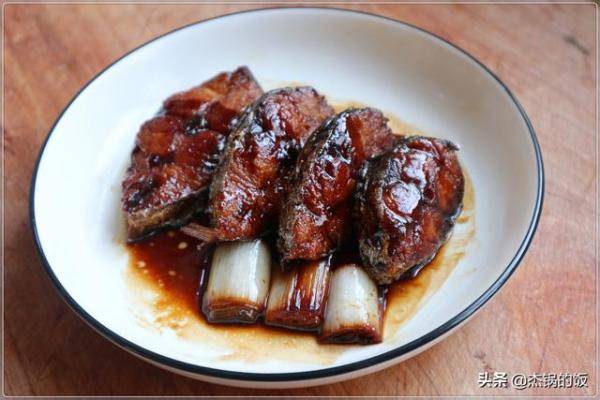 胶东人的家常菜之红烧鲅鱼，红烧鲅鱼的最简单的做法大全-第10张