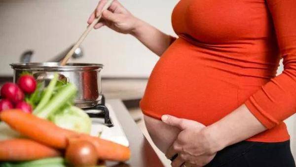 孕妇和胎儿没那么脆弱，怀孕初期孕妇吃什么零食可以安胎-第1张
