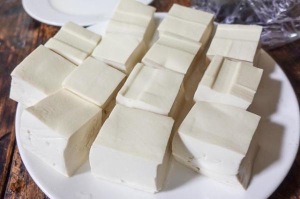 梅州美食客家酿豆腐的制作教程，客家酿豆腐怎么做才能入味-第2张