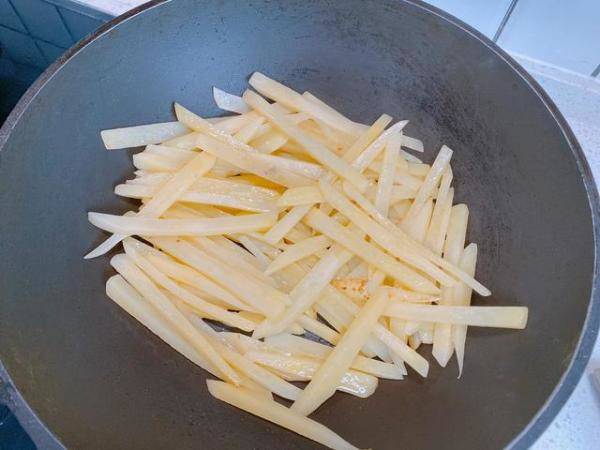 土豆最好吃最简单的做法，土豆最好吃的做法也最简单-第7张