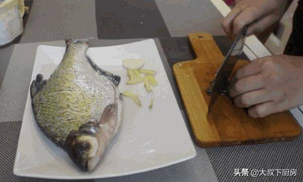 鳊鱼做法多样你吃过几种，红烧鳊鱼这样做才好吃-第3张