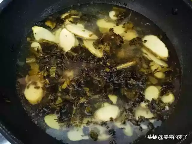 略带苦味的慈菇遇上容易煮破皮的黄颡鱼（黄颡鱼怎么做汤比较白）-第10张