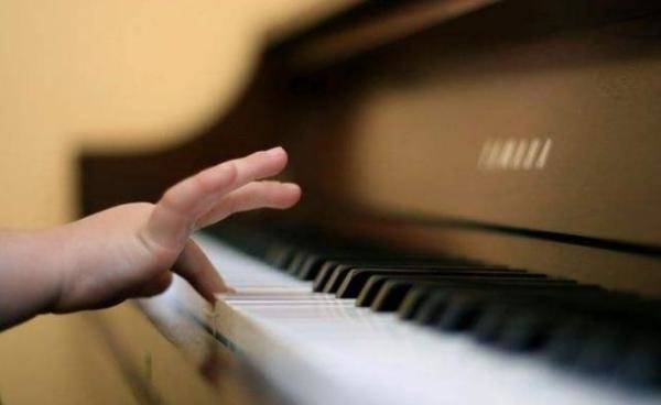 小孩子应该从几岁开始学音乐，小孩学音乐需要学习什么-第2张