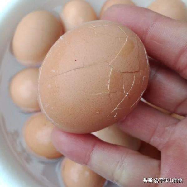 煮鸡蛋正确方法，煮鸡蛋怎样才能容易剥壳-第3张