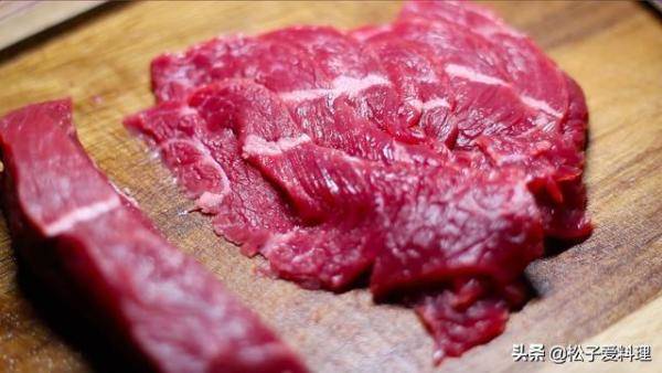 做出来的牛肉总是口感太硬，牛肉怎么做不柴不腥软烂入味-第8张