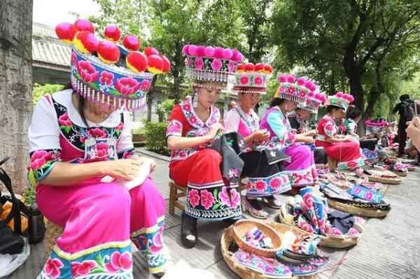 云南特色少数民族节日都在这了（云南春节旅游景点有哪些风俗）-第25张