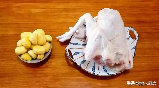 这是栗子烧鸡的做法（板栗烧鸡家常做法清炖）-第1张