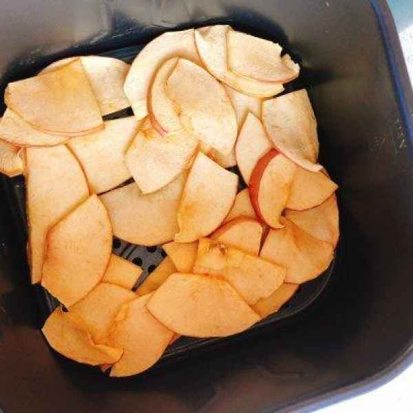 冬日美味烹饪指南，如何用空气炸锅烤苹果片-第5张