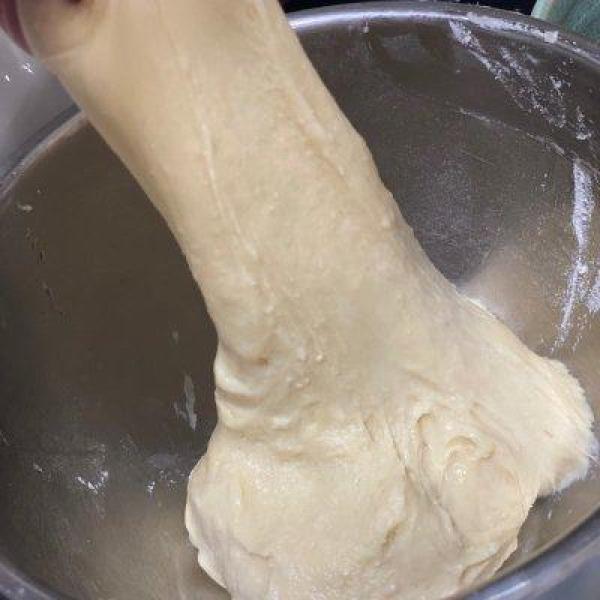 炼乳奶油面包超级好吃（做面包炼乳可以代替淡奶油吗）-第3张
