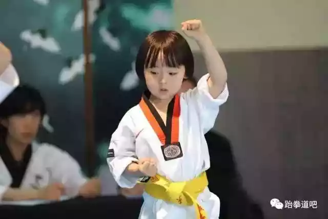 可助孩子学好跆拳道（怎么提高孩子练习跆拳道的稳定性）-第5张