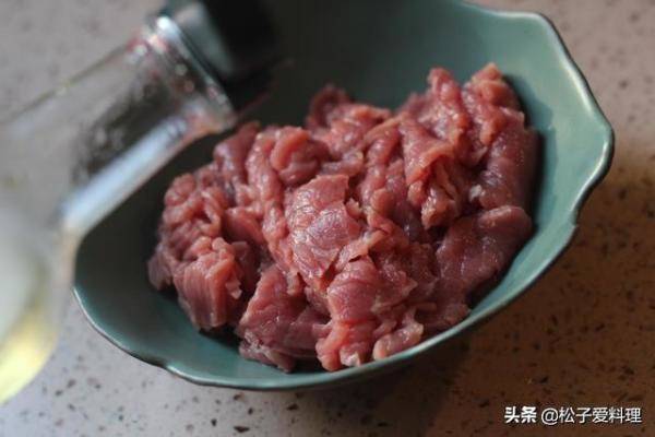 做出来的牛肉总是口感太硬，牛肉怎么做不柴不腥软烂入味-第11张