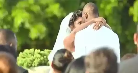 球星韦德和演员老婆庆祝结婚6周年纪念日（当球星看到韦德的写真）-第3张