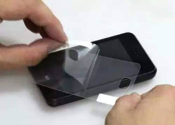 iPhone手机到底要不要贴膜（苹果有必要贴手机后膜吗）-第1张