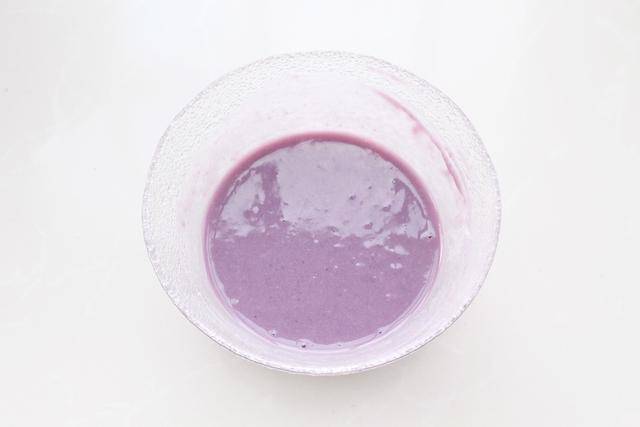 紫薯加牛奶做成高颜值小甜品（简单的紫薯甜点做法）-第9张