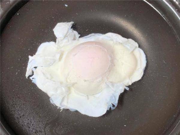 总有白沫还会散，煮荷包蛋怎样不会有沫沫-第2张