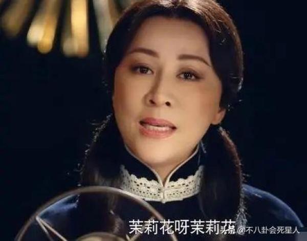 被嘲是丫头教8年后，70岁刘晓庆再次演18岁少女-第13张