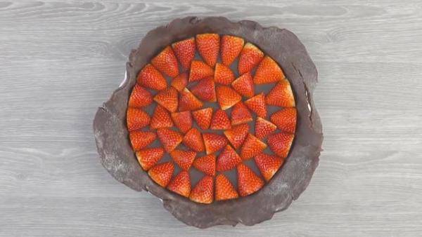 400克草莓500克芒果做出高颜值螺旋蛋糕，8寸戚风芒果夹心蛋糕的做法-第4张