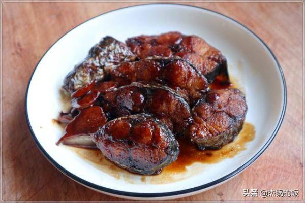 胶东人的家常菜之红烧鲅鱼，红烧鲅鱼的最简单的做法大全-第11张