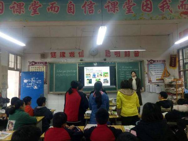 河南数学老师辞职去深圳找工作，河南辞职女教师6年后怎么了-第12张