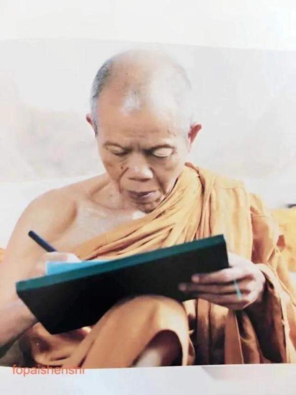 泰国僧人92岁离世，泰国僧人去世-第2张