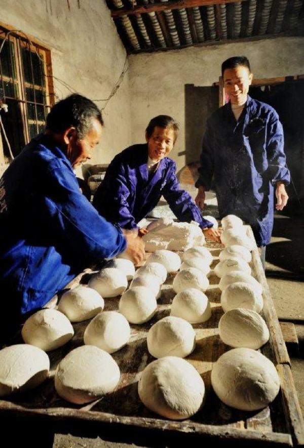 峡江传统米粉制作过程实录，江西手工米粉做法-第1张