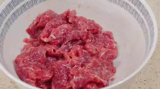 碰到这水煮牛肉别手软，水煮牛肉很简单的办法-第5张