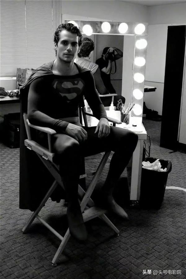 亨利卡维尔宣布不再演超人，超人巨石强森-第6张