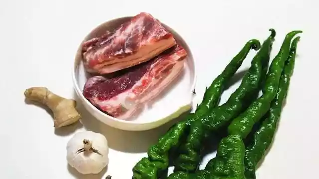 回锅肉教程美食推荐，简单又好吃的回锅肉-第1张