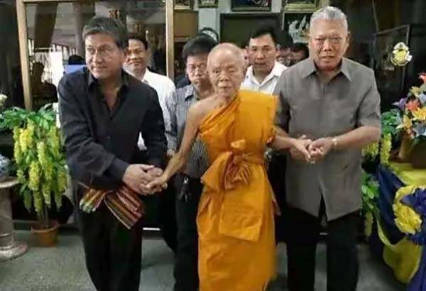 泰国僧人92岁离世，泰国僧人去世-第7张
