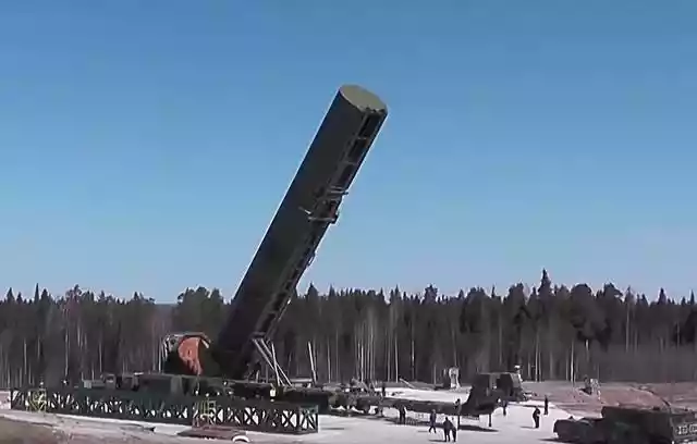 俄罗斯新导弹能击中地球任何地方（俄罗斯不可能拦截的导弹）-第3张
