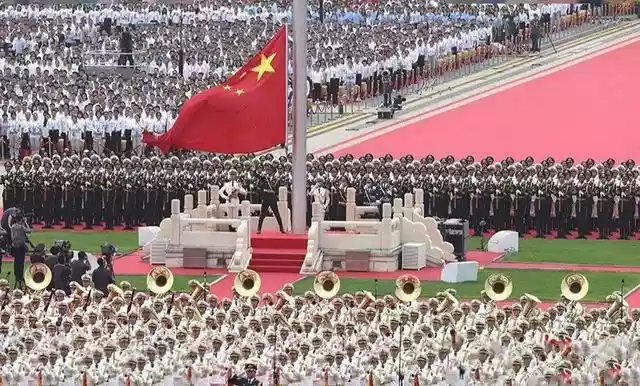 致敬父辈光荣的中国人民解放军军乐团（70年代解放军军乐团演奏的完整版）-第10张
