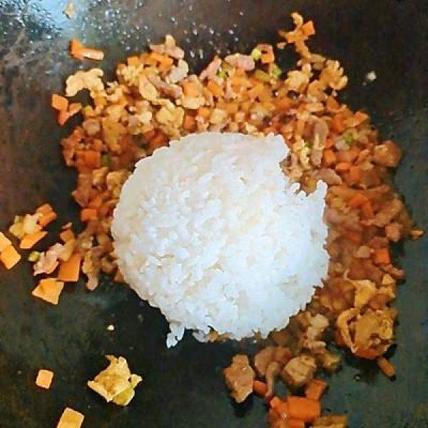 不简单的蛋炒饭，日式最好吃的蛋炒饭怎么做-第5张
