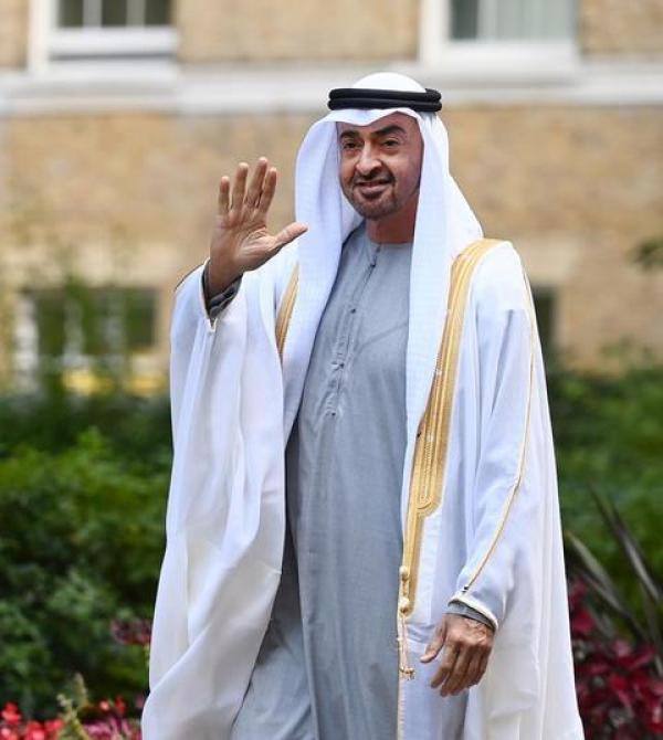 阿联酋总统任命长子为阿布扎比王储（头顶一块布阿联酋王储）-第1张