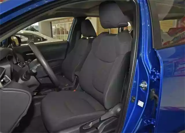 丰田卡罗拉锐放豪华版和马自达CX30自动嘉悦款（丰田卡罗拉锐放2022款落地价多少）-第5张
